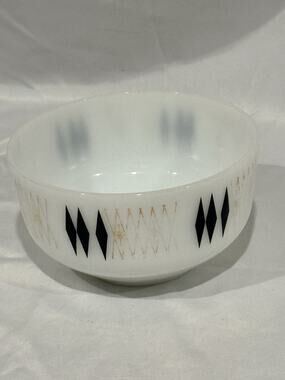 Federal Glass Harlequin Mixing Bowl vintage 1950s 2.5 QT MCM atomic black gold